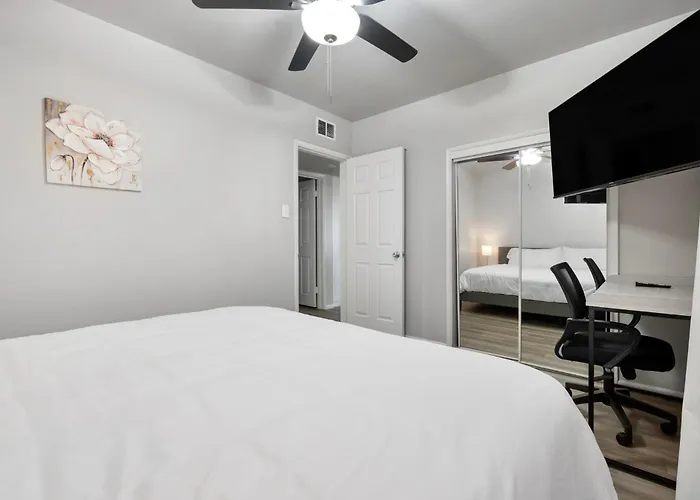 Modern 2b1b Hideaway In Old Town * Scottsdale