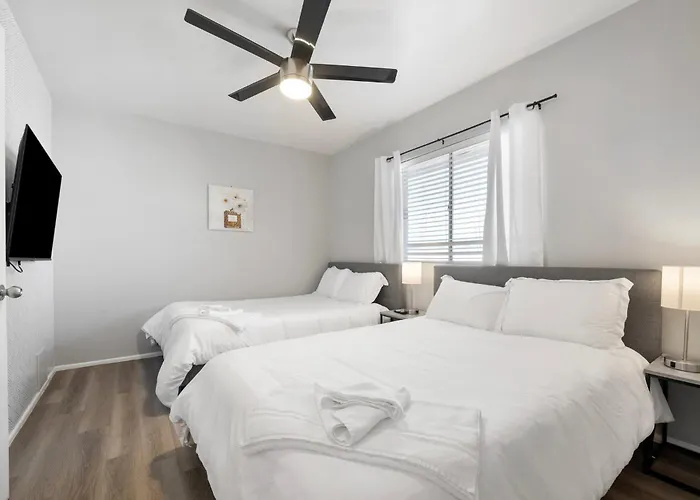Modern 2b1b Hideaway In Old Town Apartment Scottsdale