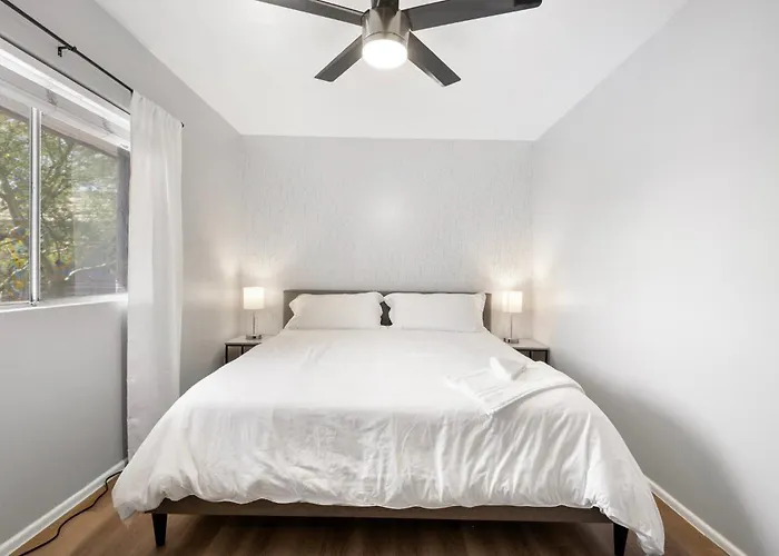 Apartment Modern 2b1b Hideaway In Old Town Scottsdale