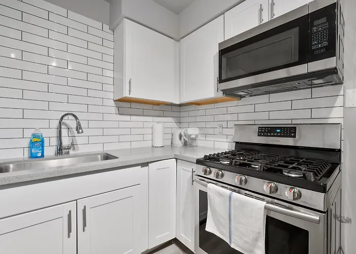 Modern 2b1b Hideaway In Old Town Scottsdale